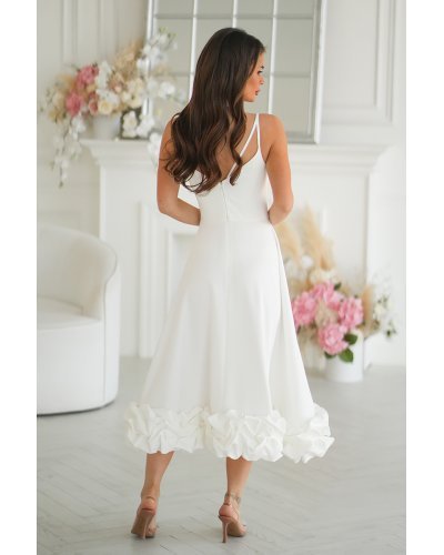 Rochii cununie civila, Rochie de cununie civila midi alba in clos cu volan tridimensional Jasmina - jojofashion.ro
