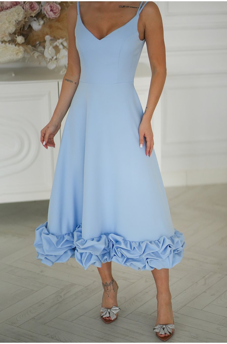 Rochie eleganta midi bleu cu volan tridimensional Jasmina 3 - jojofashion.ro