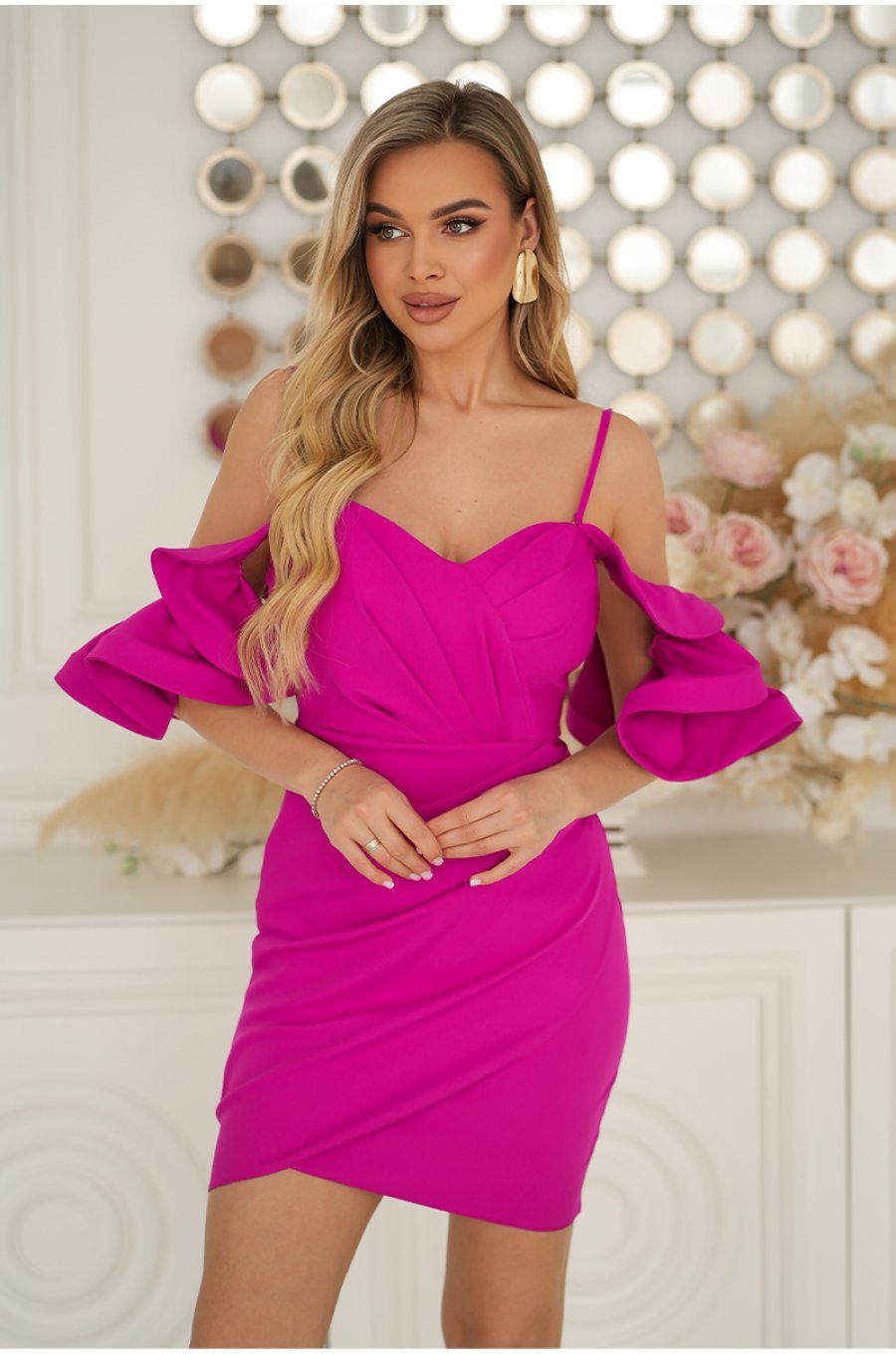 Rochie eleganta scurta roz fucsia mulata cu umeri goi Ariana 4 - jojofashion.ro