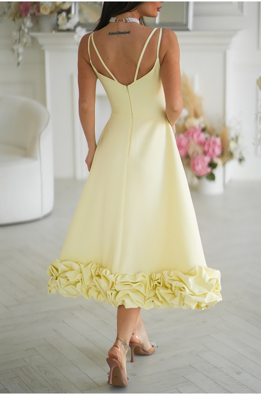 Rochie galbena eleganta midi cu volan tridimensional Jasmina 2 - jojofashion.ro