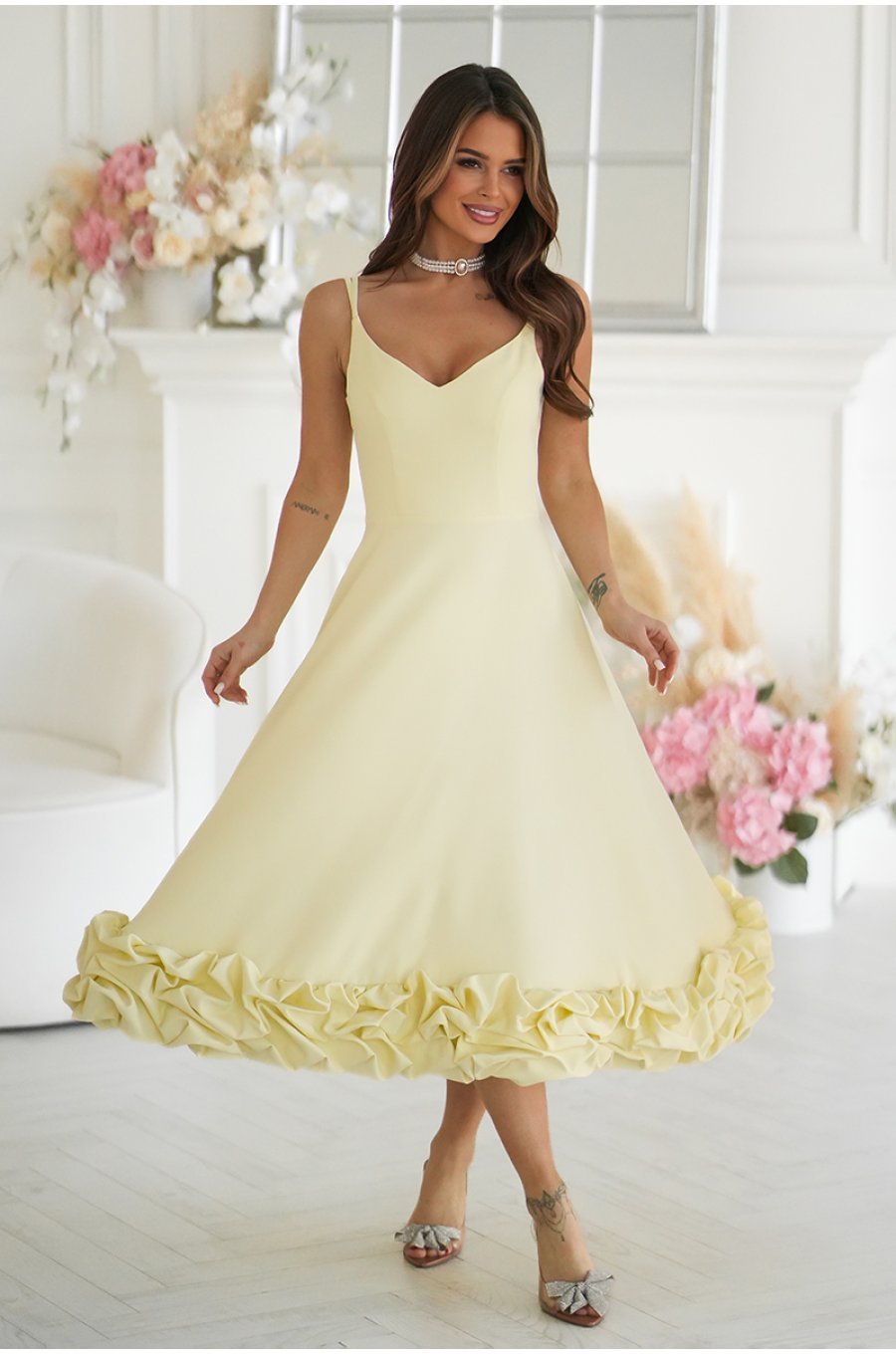 Rochie galbena eleganta midi cu volan tridimensional Jasmina 3 - jojofashion.ro