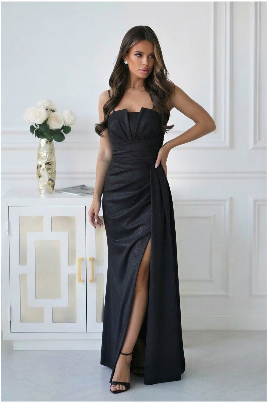 Rochie neagra eleganta lunga cu glitter mulata cu umeri goi Luxurious 1 - jojofashion.ro