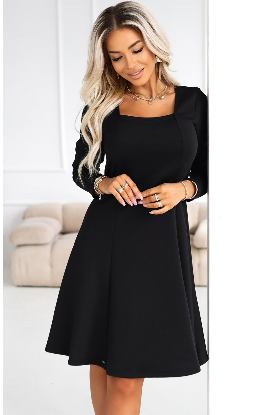 Rochie neagra midi evazata cu maneca lunga Yvanna 1 - jojofashion.ro