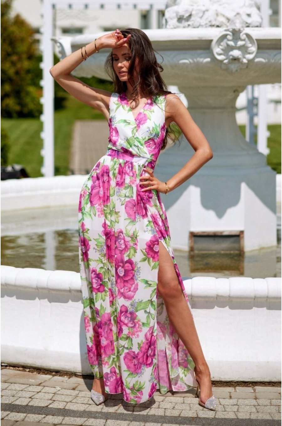 Rochie de vara lunga, din chiffon ecru cu flori roz, vaporoasa, petrecuta, Kosima 1 - jojofashion.ro