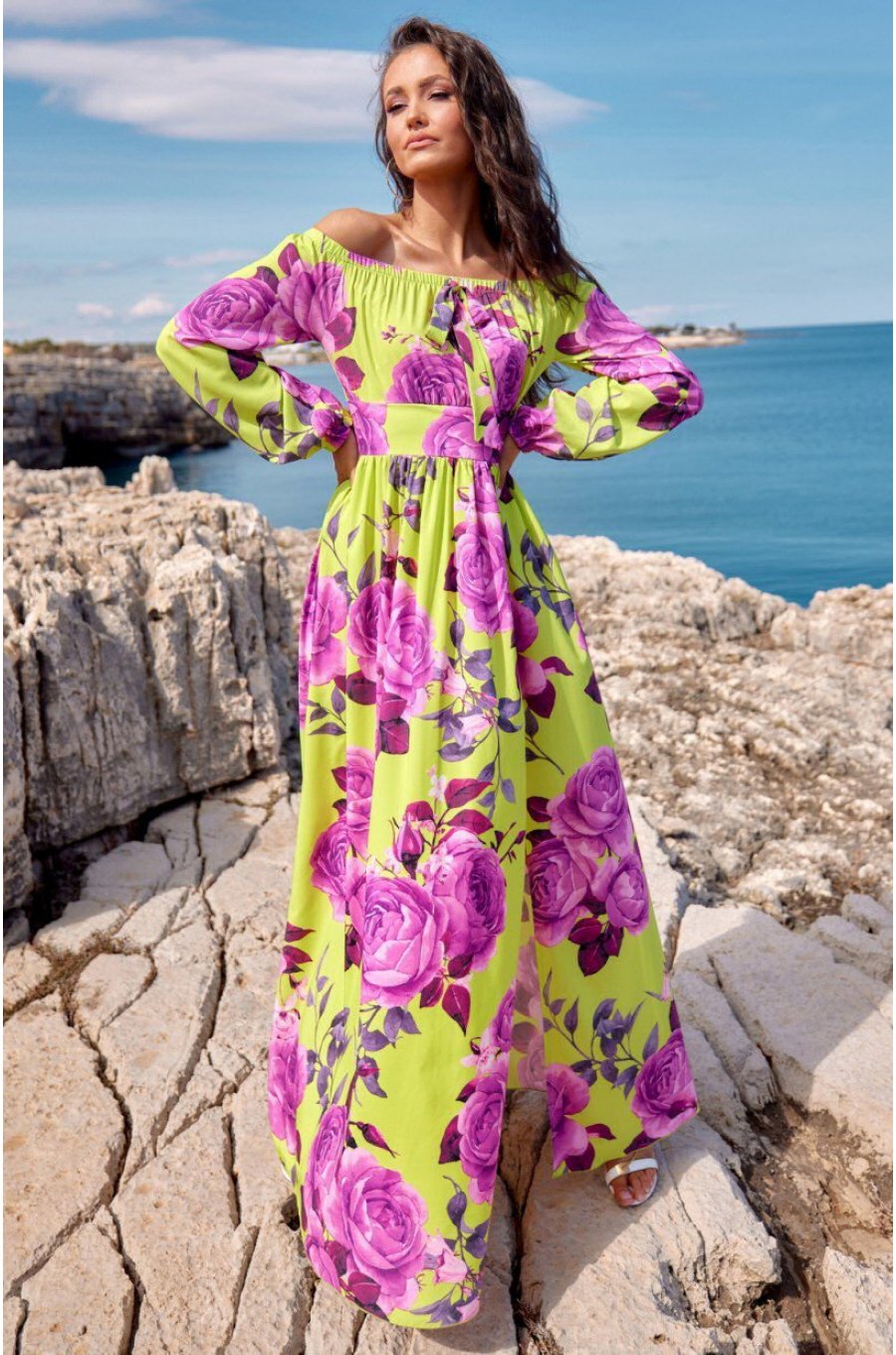 Rochie de vara lunga, galbena cu flori lila, cu maneca lunga si umeri goi, Rosalie Rochie de vara lunga, galbena cu flori lila, cu maneca lunga si umeri goi, Rosalie 1 - jojofashion.ro