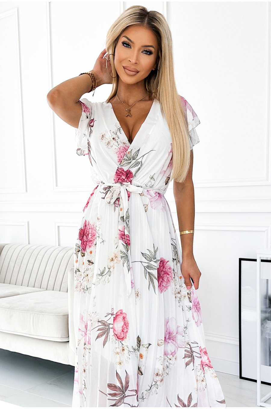 Rochie de vara alba cu flori roz pal vaporoasa plisata Isolda 5 - jojofashion.ro