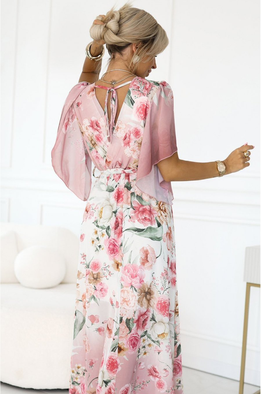 Rochie lunga din chiffon roz pastel cu flori vaporoasa ombre Shira 3 - jojofashion.ro