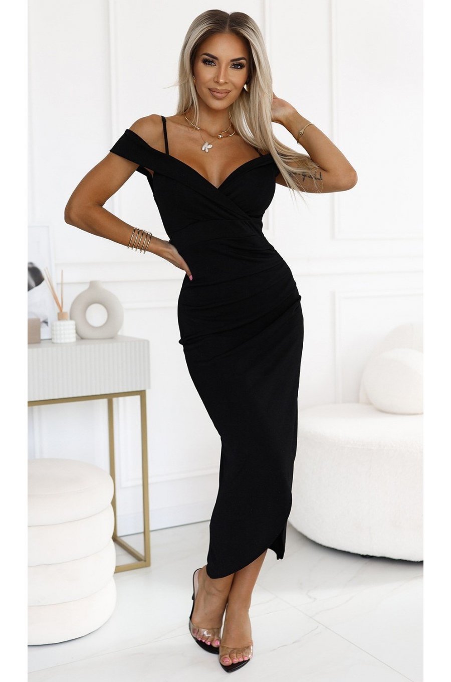 Rochie midi neagra mulata cu umerii goi CallieN Rochie midi neagra mulata cu umerii goi CallieN 1 - jojofashion.ro