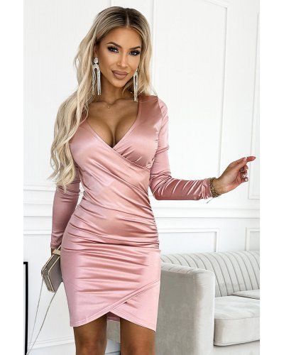 Rochie scurta roz pudra din satin cu maneca lunga Lusmille Rochii scurte, Rochie scurta roz pudra din satin cu maneca lunga Lusmille - jojofashion.ro