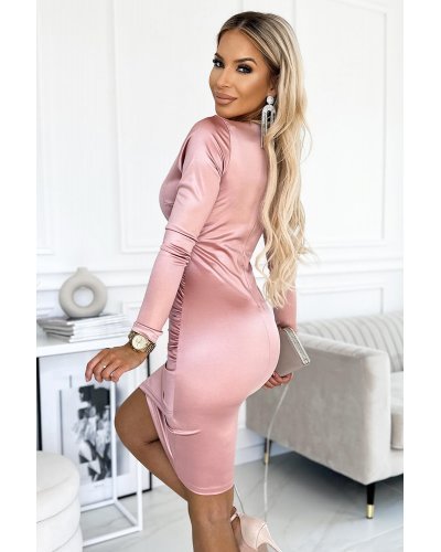 Rochie scurta roz pudra din satin cu maneca lunga Lusmille Rochii scurte, Rochie scurta roz pudra din satin cu maneca lunga Lusmille - jojofashion.ro