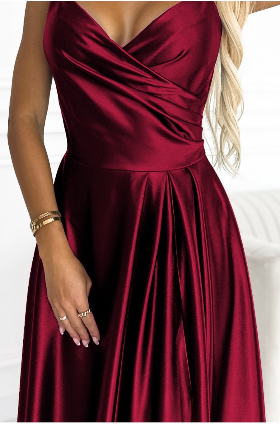 Rochie din satin lunga, de ocazie, burgundy, crapata pe picior, Scarlett 6 - jojofashion.ro