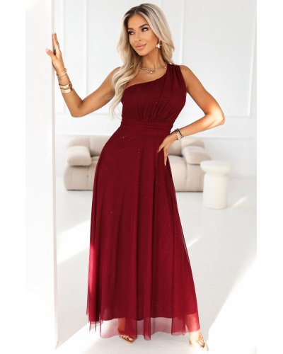 Rochie eleganta lunga burgundy vaporoasa cu glitter si un umar gol Azzurra - jojofashion.ro