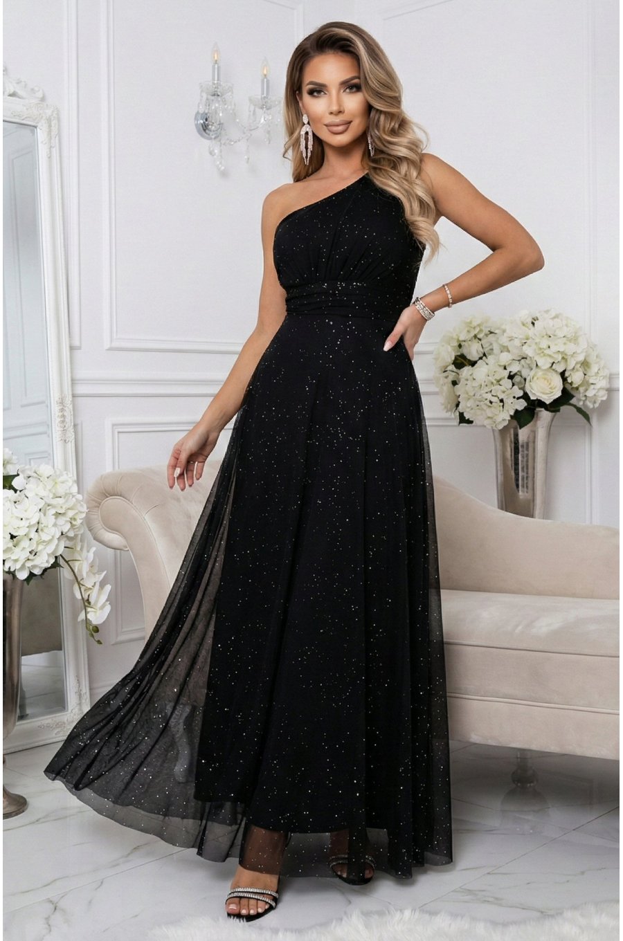 Rochie eleganta lunga cu glitter neagra vaporoasa cu un umar gol Azzurra 3 - jojofashion.ro