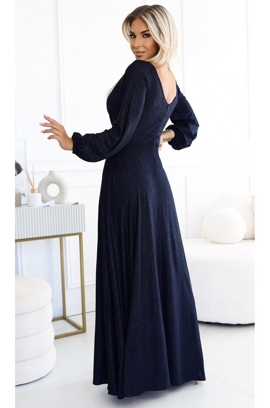 Rochie lunga din brocard bleumarin navy cu maneca lunga Roselia Rochie lunga din brocard bleumarin navy cu maneca lunga Roselia 2 - jojofashion.ro