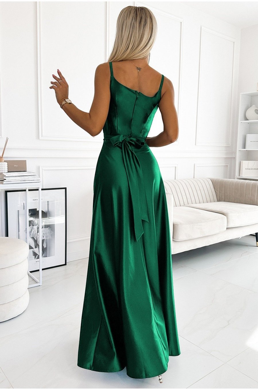 Rochie lunga din satin verde smarald Juliett Rochie lunga din satin verde smarald Juliett 2 - jojofashion.ro