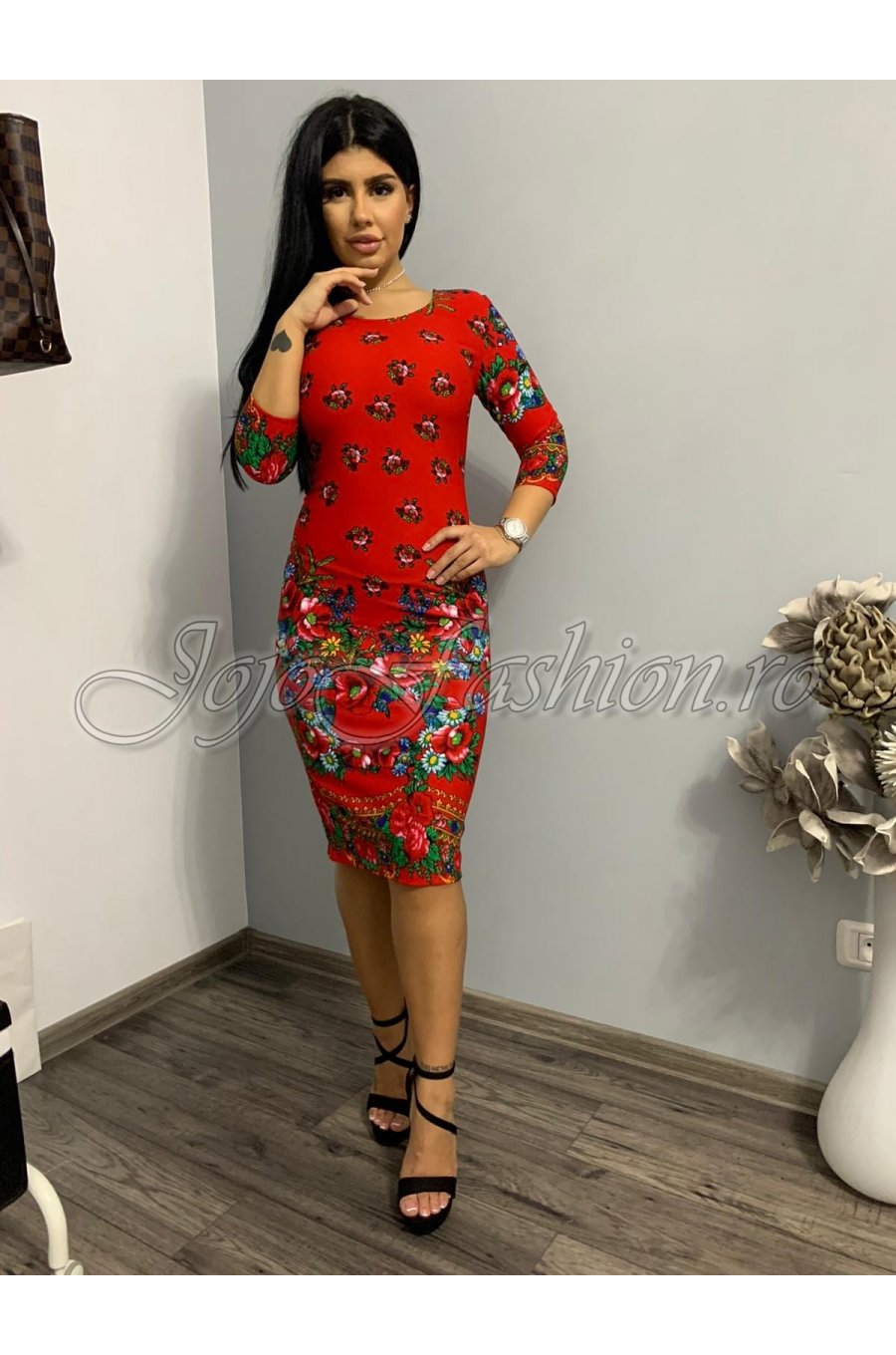 Rochie de zi midi rosie cu motive traditionale mulata  Antonia 1 - jojofashion.ro