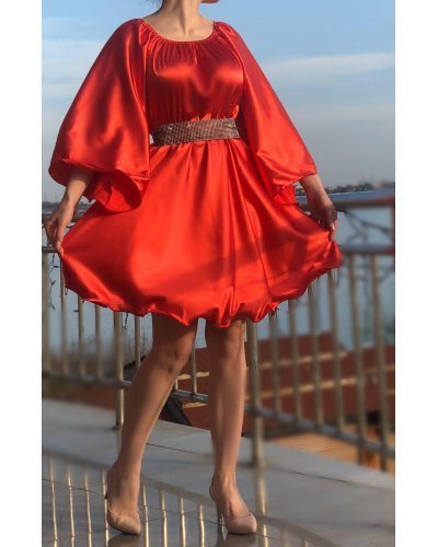 Rochie scurta babydoll rosie din satin vaporoasa Merida Rochii satin, Rochie scurta babydoll rosie din satin vaporoasa Merida - jojofashion.ro