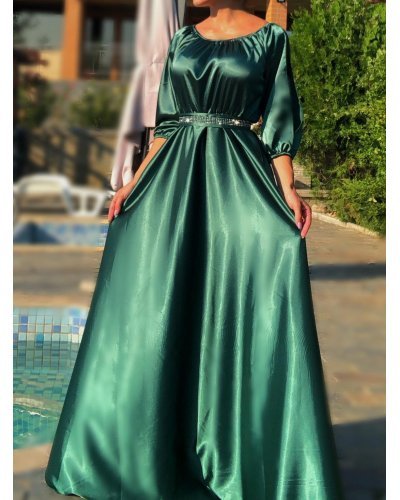 Rochie de ocazie din satin verde vaporoasa cu maneca lunga Larisa  Rochii lungi, Rochie de ocazie din satin verde vaporoasa cu maneca lunga Larisa  - jojofashion.ro