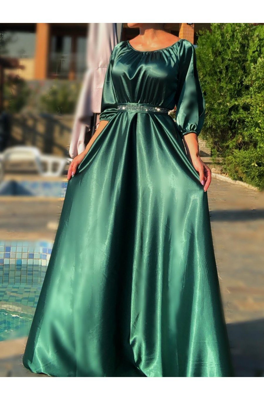 Rochie de ocazie lunga, din satin, verde, cu maneca lunga, vaporoasa, Larisa  1 - jojofashion.ro