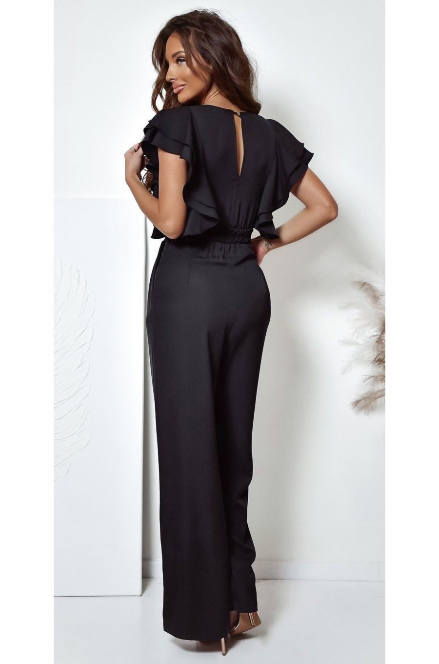 Salopeta evazata, eleganta, neagra, cu volane pe bust, Teresa Salopeta evazata, eleganta, neagra, cu volane pe bust, Teresa 2 - jojofashion.ro
