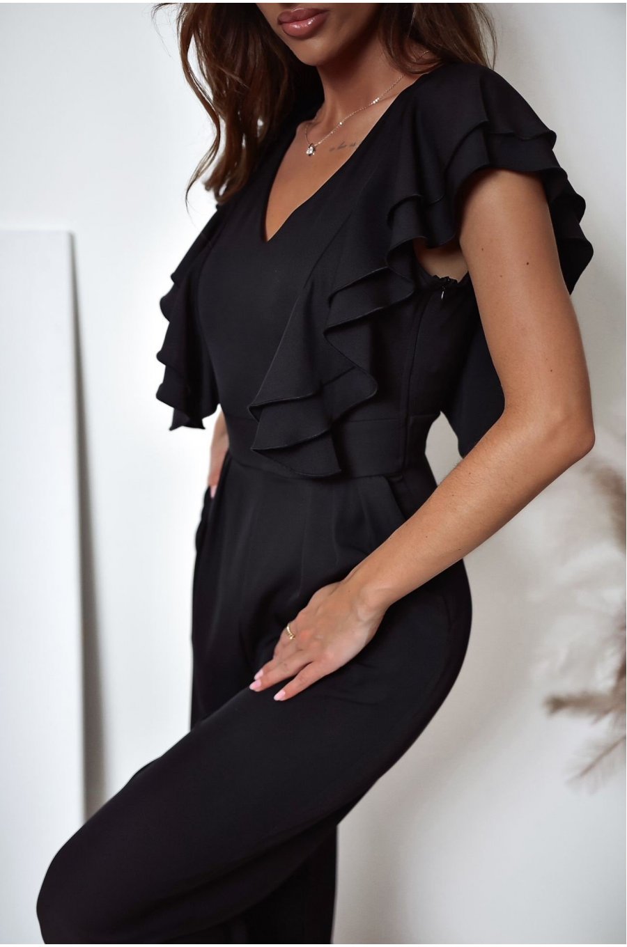 Salopeta evazata, eleganta, neagra, cu volane pe bust, Teresa Salopeta evazata, eleganta, neagra, cu volane pe bust, Teresa 3 - jojofashion.ro
