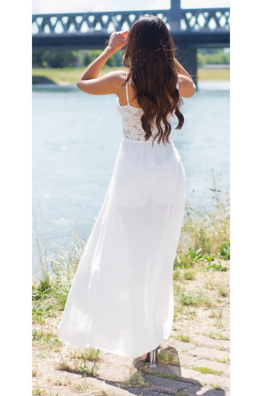 Salopeta dama eleganta alba scurta dantela cu trena Rue Salopeta dama eleganta alba scurta dantela cu trena Rue 3 - jojofashion.ro