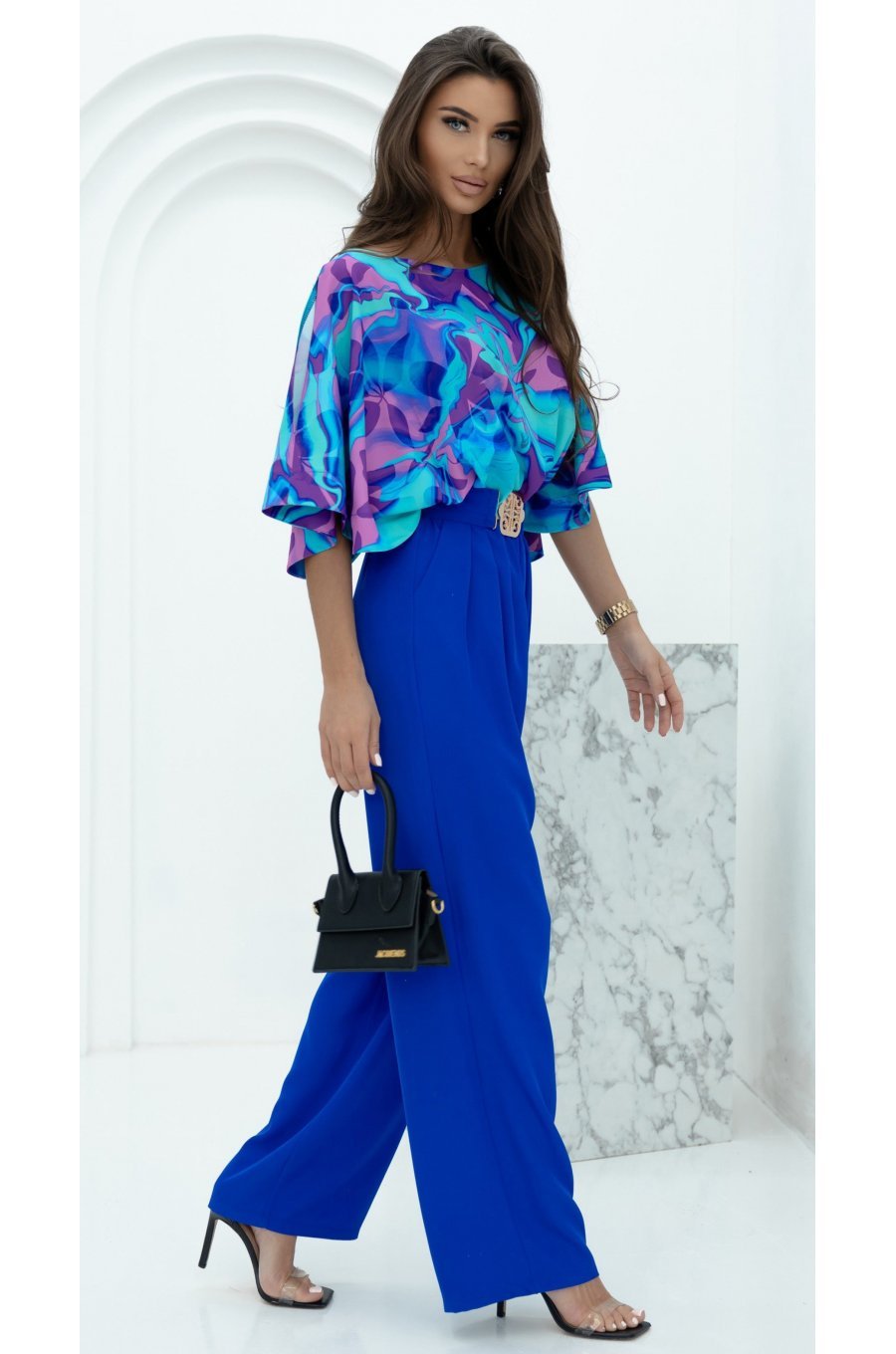 Salopeta eleganta evazata, albastra, cu print multicolor pe bust, Deena 2 - jojofashion.ro
