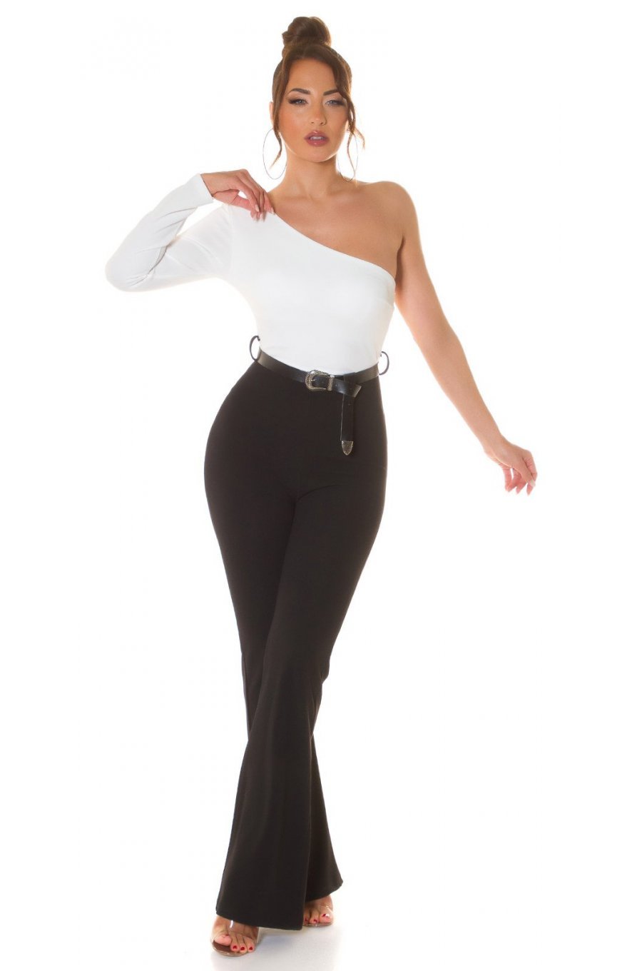 Salopeta evazata, neagra, cu bustul alb, cu un umar gol si o maneca lunga, Irinushka 3 - jojofashion.ro