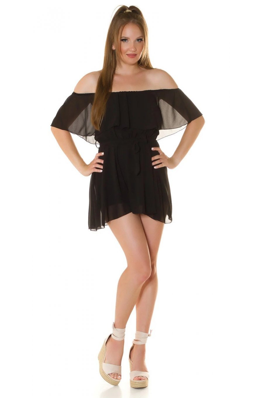 Salopeta femei eleganta scurta neagra cu volan Catrin 1 - jojofashion.ro