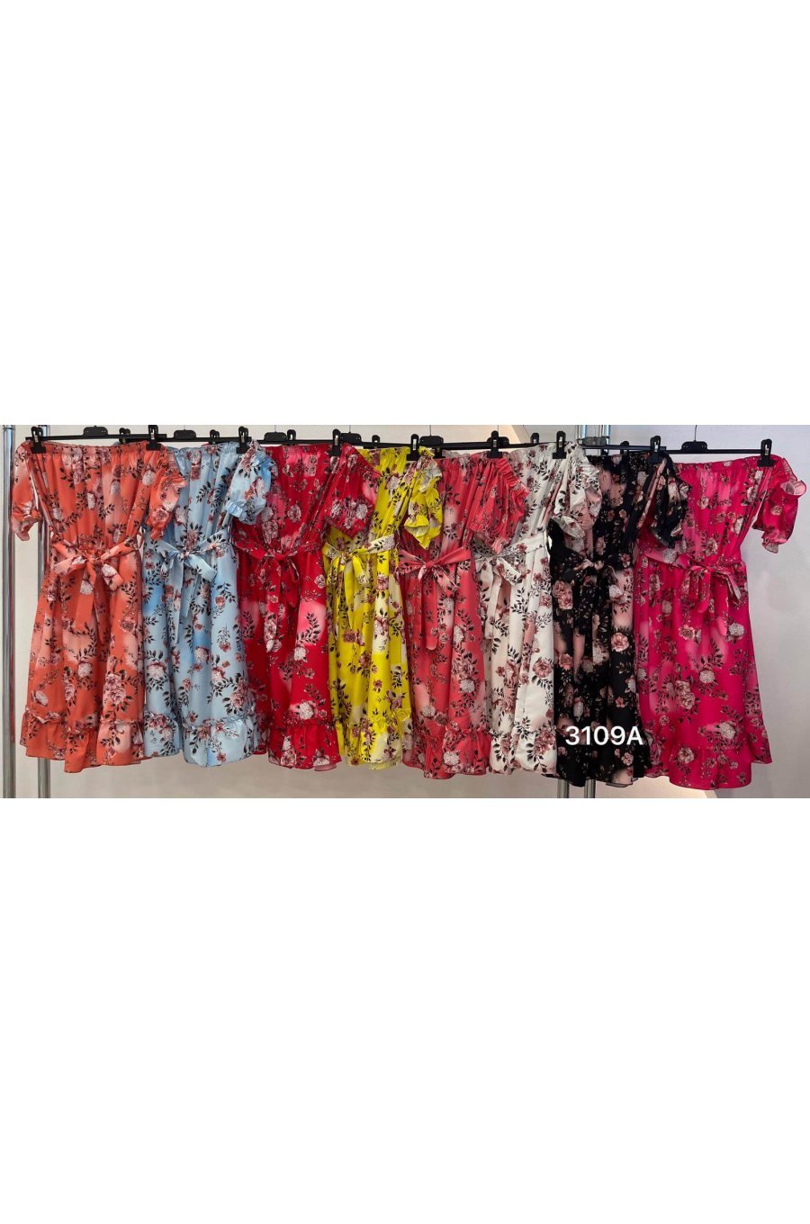 Rochie de vara scurta rosie cu flori in clos Pinky 2 - jojofashion.ro