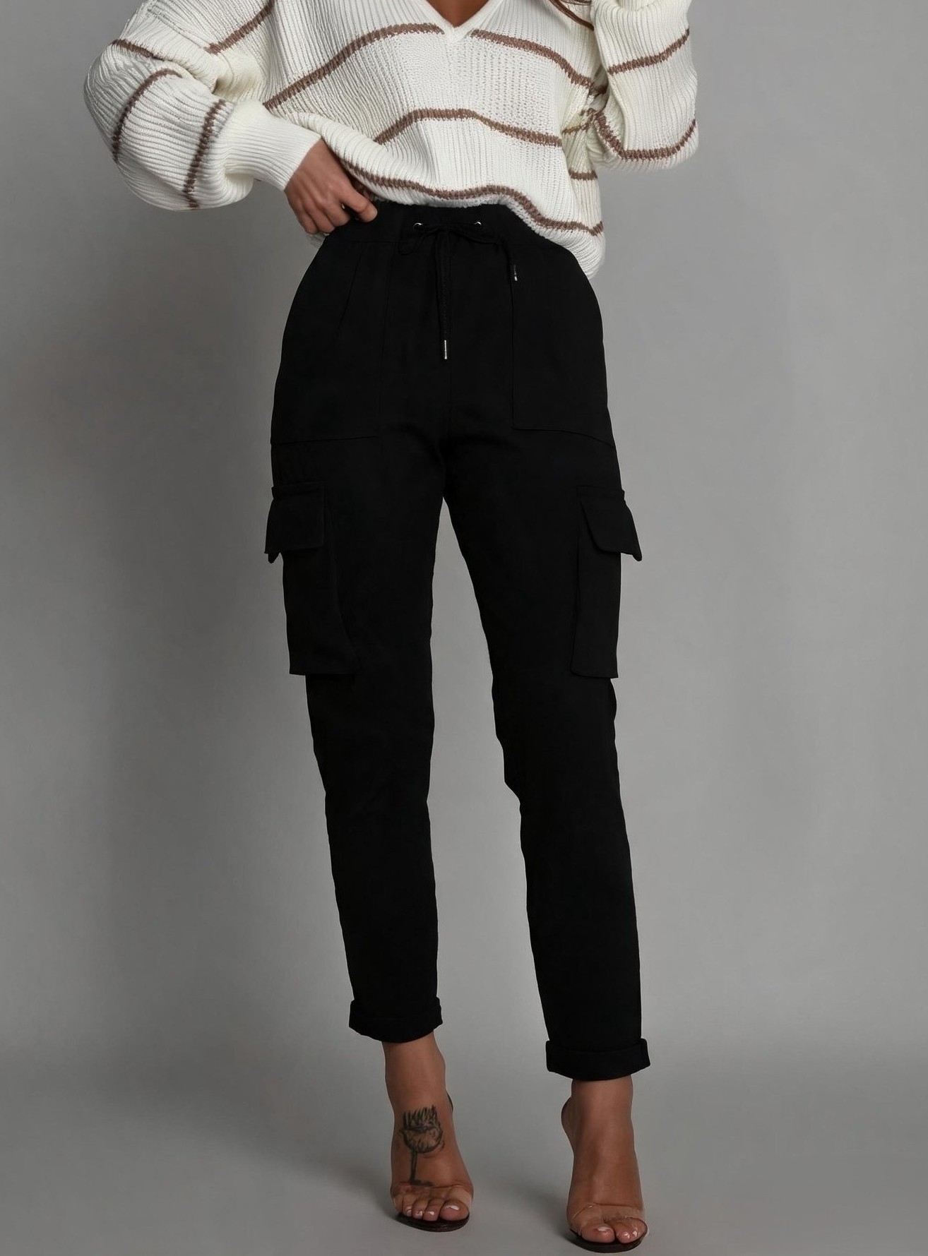 Pantaloni dama casual negri cu buzunare laterale Ereny