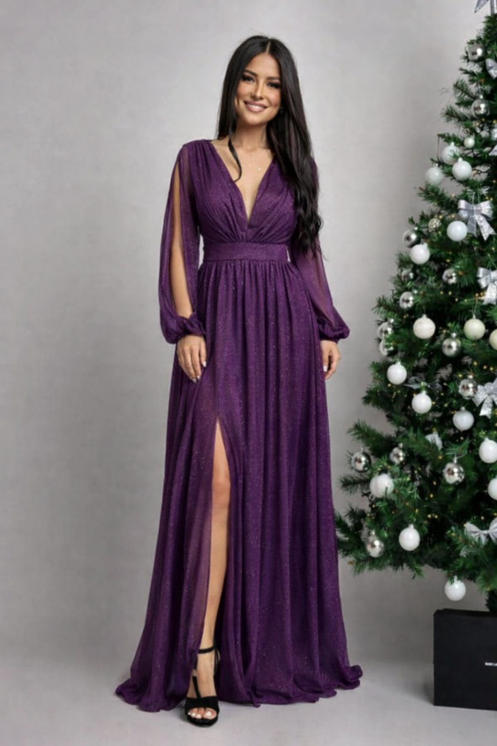 rochie mini de seara Rochie lunga vaporoasa mov cu maneca lunga Carolina